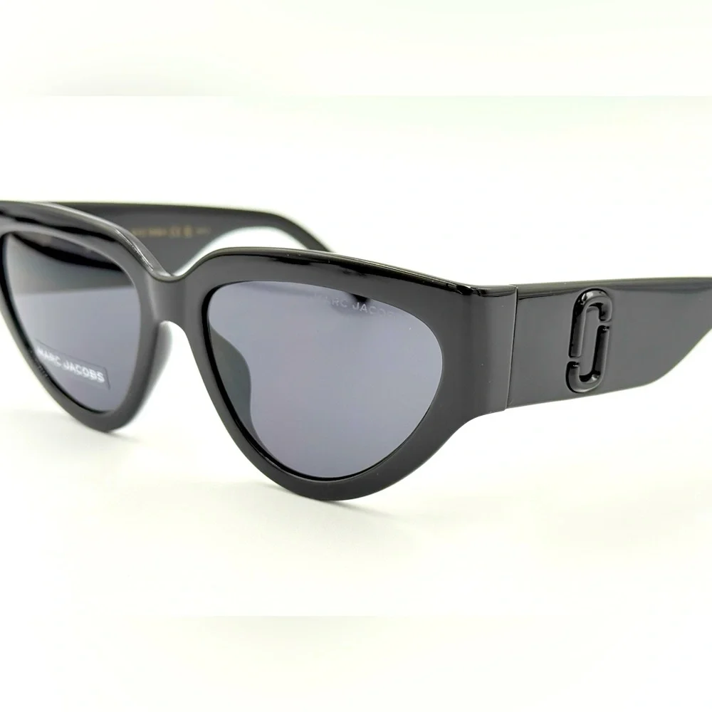 Marc Jacobs Cat Eye Sunglasses 645/s Glossy Black w/ Grey Lens 57m Fashion Frame